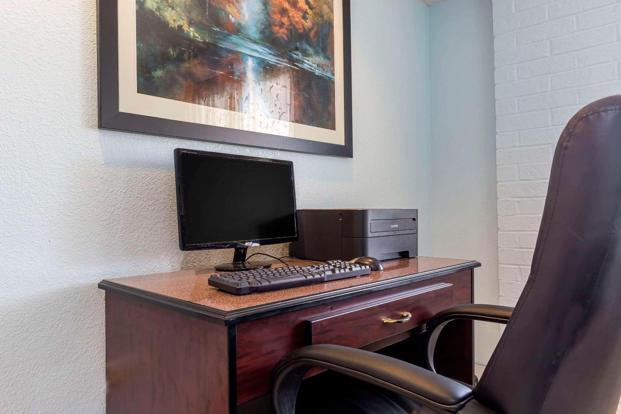 Quality Inn Sycamore - Dekalb Екстериор снимка